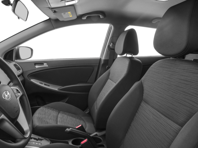 Used 2016 Silver Metallic Hyundai SE image 6