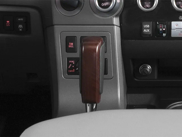 Used 2014 White Toyota Platinum image 19