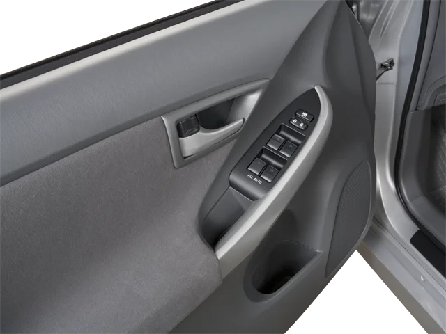 Used 2010 Blue Toyota IV image 9
