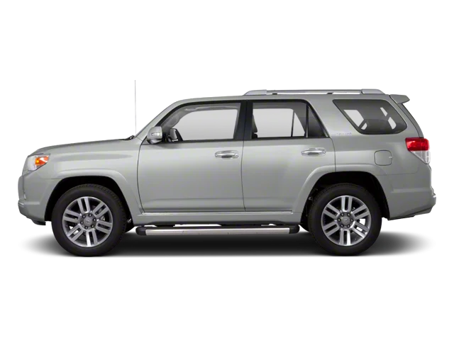 Used 2013 Classic Silver Metallic Toyota SR5 image 3
