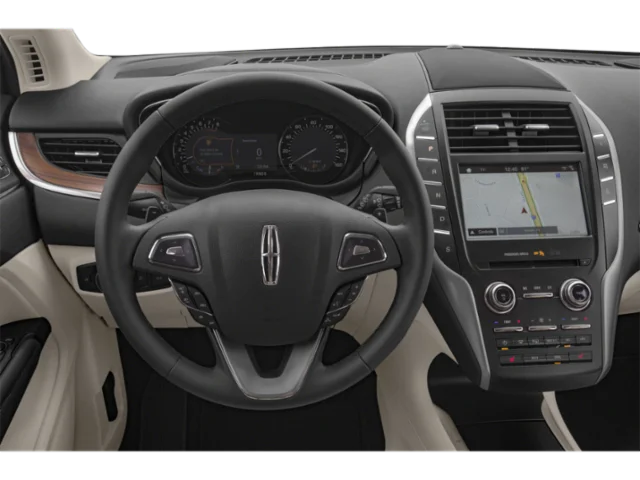 Used 2018  Lincoln Select image 7
