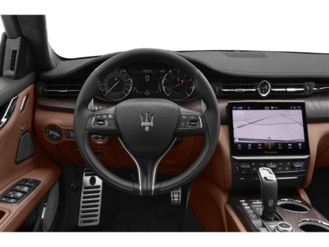 Used 2022  Maserati Modena image 7