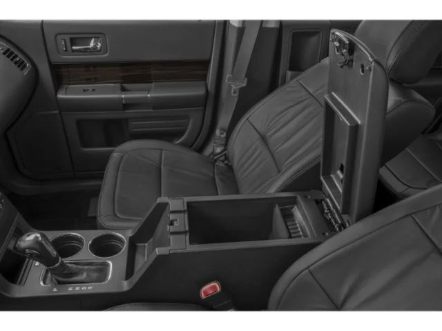 Used 2019 White Ford Limited image 12