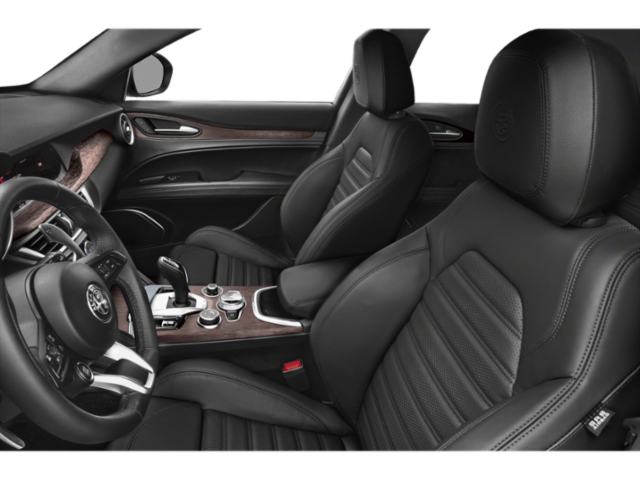 Used 2023 White Alfa Romeo Veloce image 6