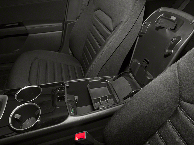Used 2013 Tuxedo Black Metallic Ford SE image 21