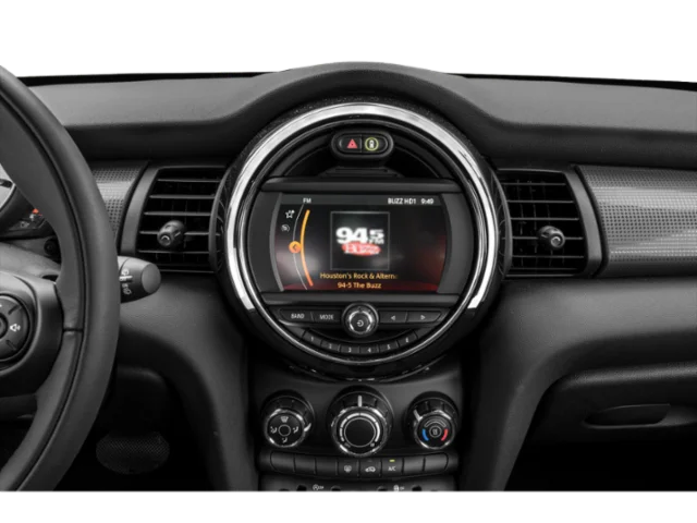 Used 2019 Orange Metallic MINI Signature image 9