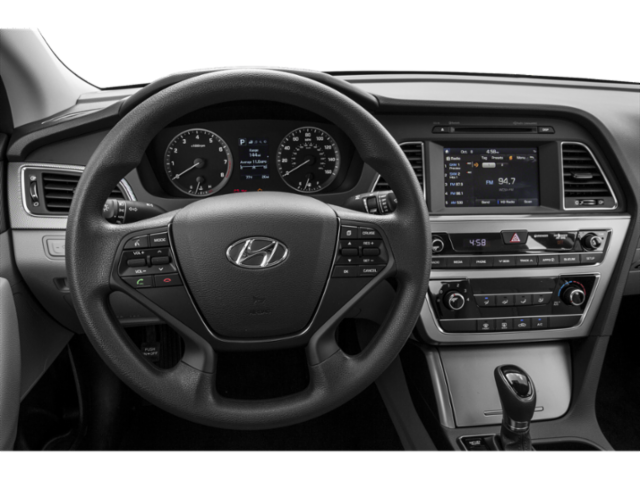 Used 2015 Shale Gray Metallic Hyundai 2.4L SE image 4