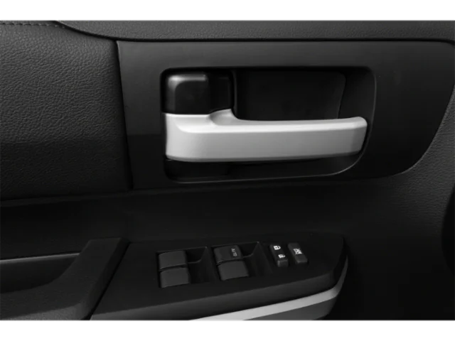 Used 2015 Silver Sky Metallic Toyota SR5 image 20