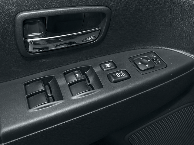 Used 2013 Quick Silver Metallic Mitsubishi ES image 17