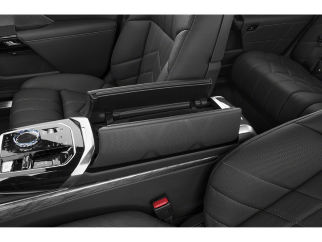 Used 2025 Blue BMW xDrive60 image 11