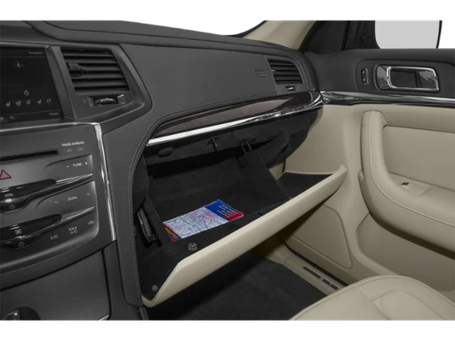 Used 2015  Lincoln base image 16