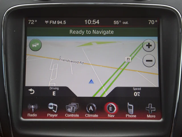 Used 2017 GRAY Dodge Crossroad Plus image 17