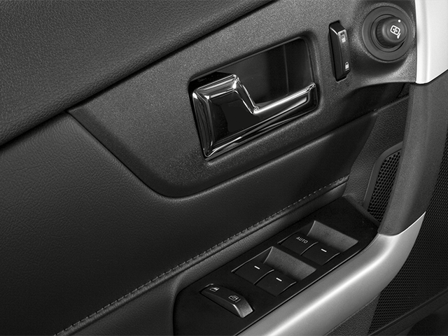 Used 2013  Ford SEL image 17