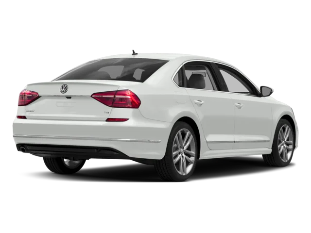 Used 2017 White Volkswagen R-Line w/Comfort Pkg image 2