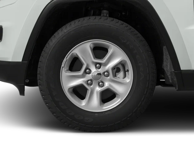Used 2016 Velvet Red Pearlcoat Jeep Laredo image 8