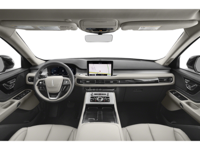 Used 2024 White Lincoln Premiere image 5
