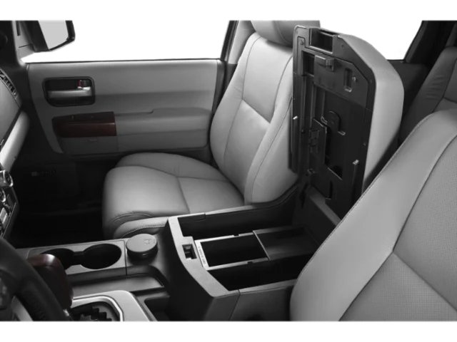 Used 2015 Silver Toyota Platinum image 16