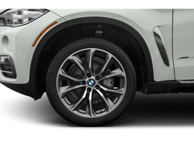 Used 2015 Red BMW xDrive35i image 18