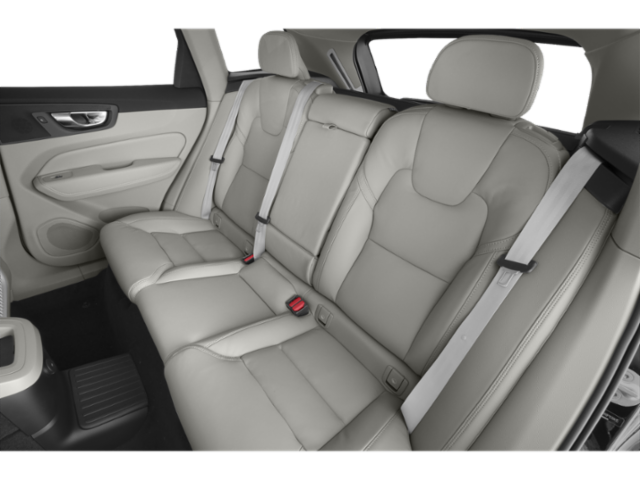 2025 Volvo XC60 Plus - Photo 10