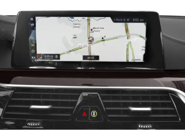 Used 2020 Black Sapphire Metallic BMW M550i xDrive image 14
