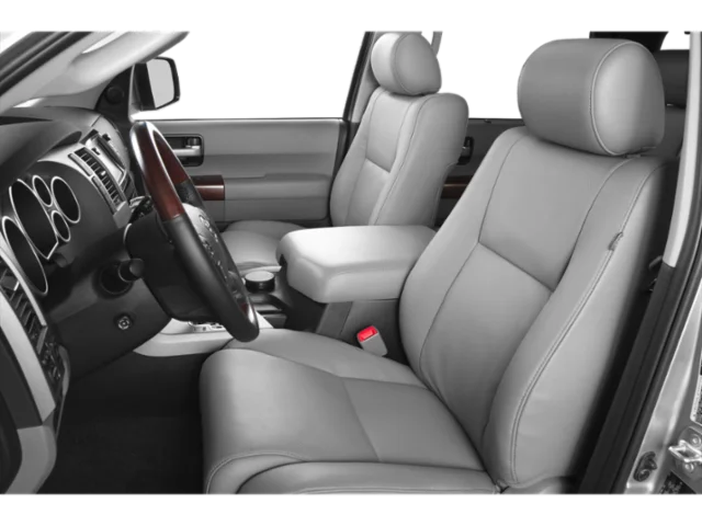 Used 2015 Silver Toyota Platinum image 8