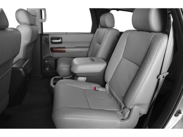 Used 2015 Silver Toyota Platinum image 14