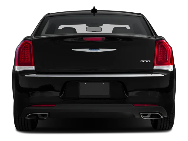 Used 2016  Chrysler Anniversary Edition image 5
