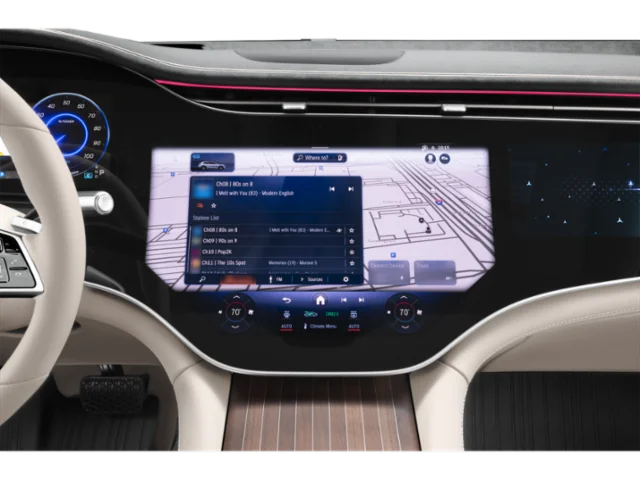 New 2026  Mercedes-Benz 400 4MATIC® image 9