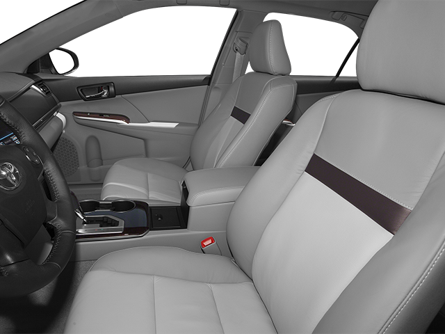 Used 2014 Gray Toyota XLE image 6