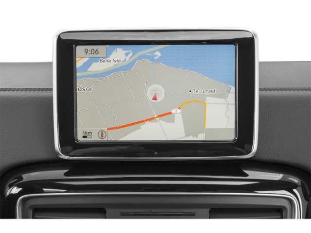 Used 2015 White Mercedes-Benz G 550 image 18