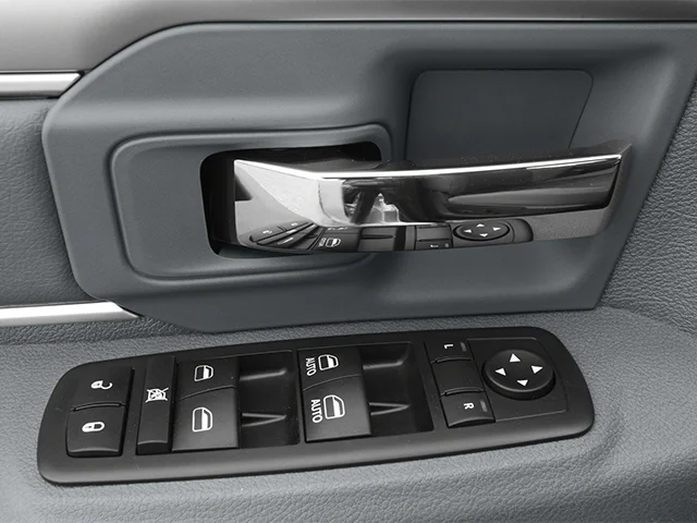 New 2014 White Ram Laramie image 17