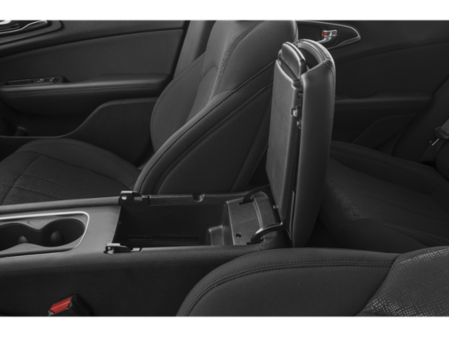 Used 2015 Black Clearcoat Chrysler Limited image 12