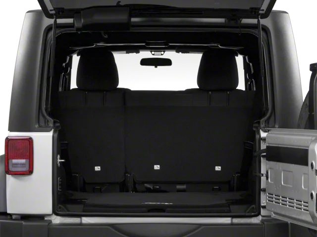 Used 2010  Jeep Unlimited Islander image 13