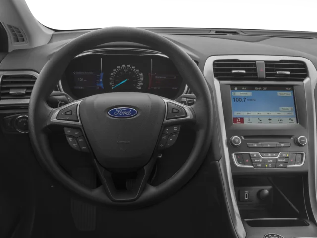 Used 2018  Ford SE image 7