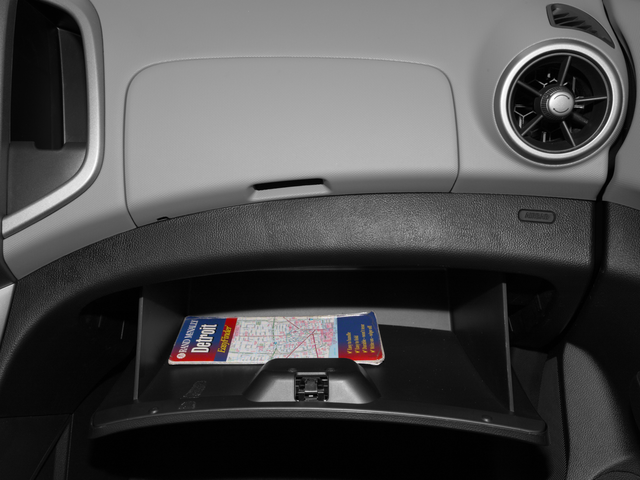 2016 Chevrolet Sonic LT - Photo 18
