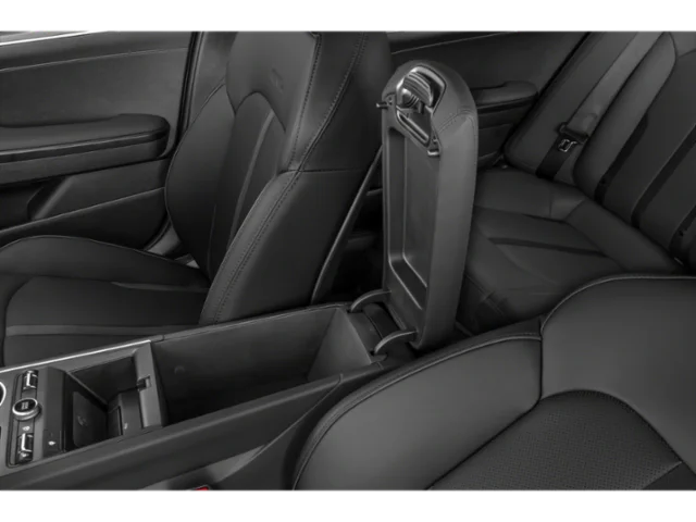 Used 2024 Wolf Gray Kia GT-Line image 11