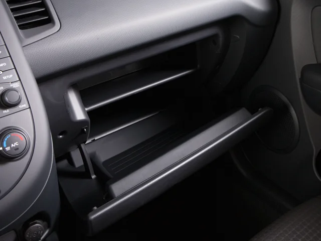 Used 2013 Gray Kia Exclaim image 12