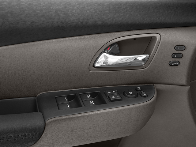 Used 2014 Crystal Black Pearl Honda Touring image 18