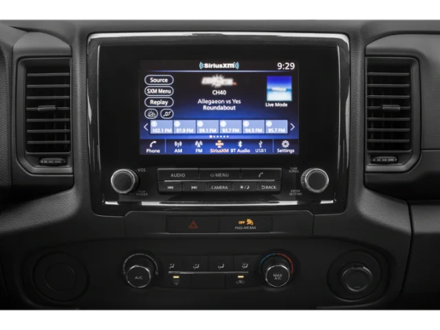 Used 2022 Glacier White Nissan S image 7