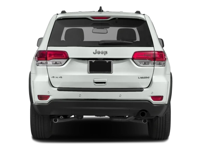 Used 2016  Jeep Laredo image 5