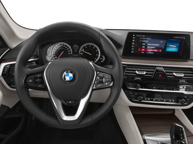 Used 2018 Blue BMW 530i image 7