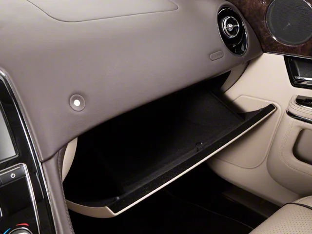 Used 2013 Gray Jaguar Base image 22
