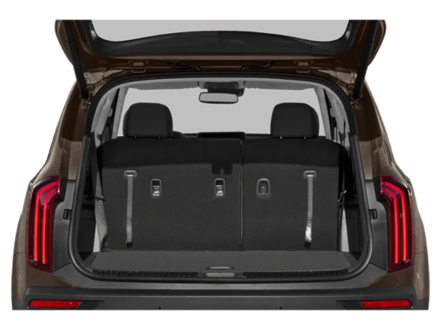 Used 2022 White Kia SX image 9