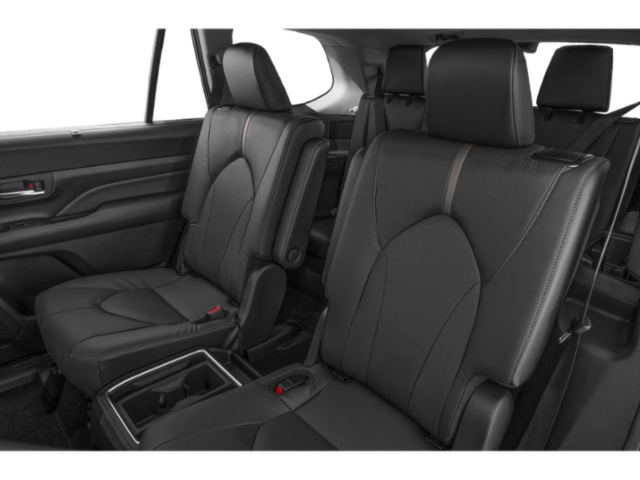 New 2026 Wind Chill Pearl Toyota Platinum image 10