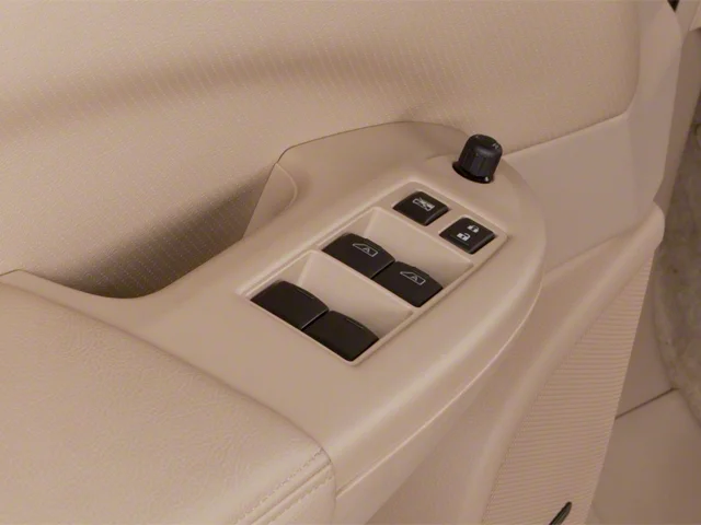 Used 2013 White Pearl Nissan SL image 15