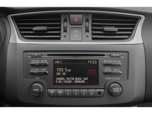 Used 2015 Gray Nissan SR image 7