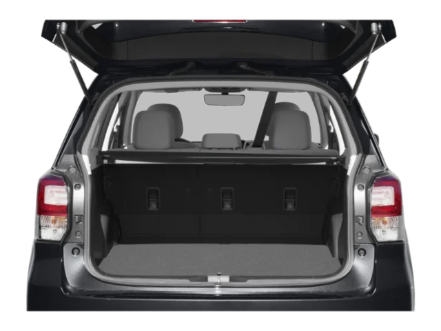 Used 2018 Silver Subaru 2.5i Premium image 9
