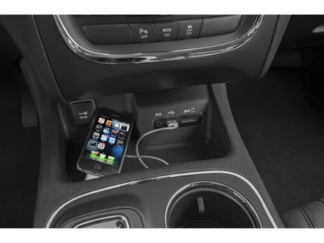 Used 2015 Billet Silver Metallic Dodge SXT image 23