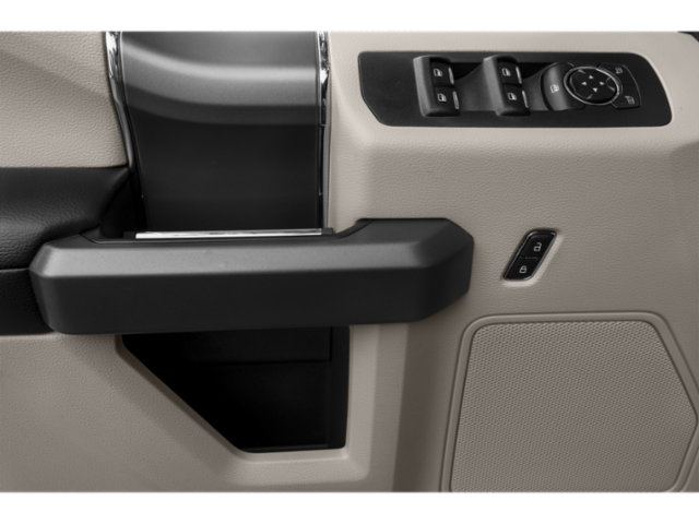 Used 2015 Tuxedo Black Metallic Ford XLT image 14