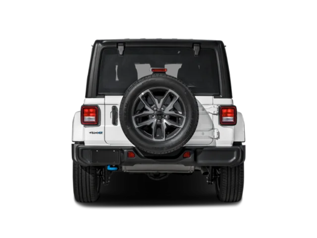 Used 2024  Jeep Sahara image 5